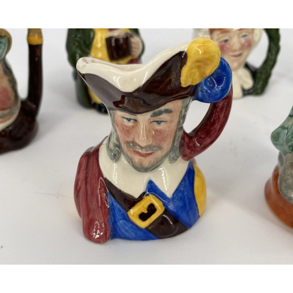 Sylvac Staffordshire Set Of 8 Ceramic Toby Pitchers 2"-3" Hand Painted England - Picture 2 of 16